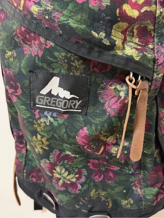 Sold - Picture 6 of 12